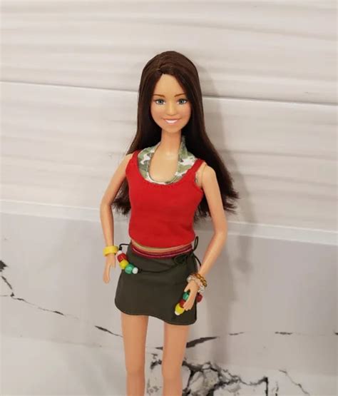 Disney Hannah Montana Miley Stewart Surf Shop Beach Doll 11 1500