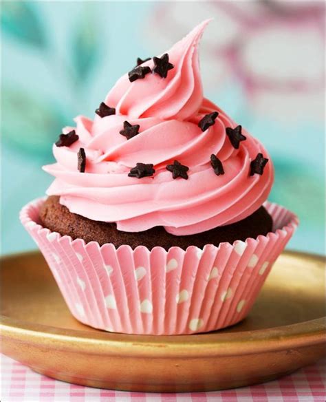In cupcake form, they're perfect for parties, work/school lunches, or snacks. Try Out These Cupcake Decorations!