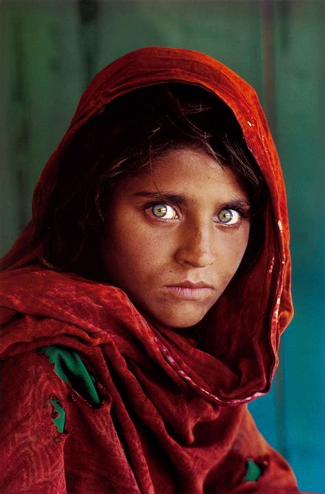 Sharbat Gula 1984 Afghan Girl By Steve Mccurry Famous Portrait