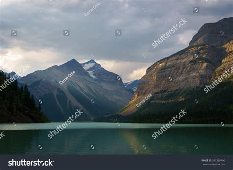 Kinney Lake Mount Robson Provincial Park Stock Photo 391368490