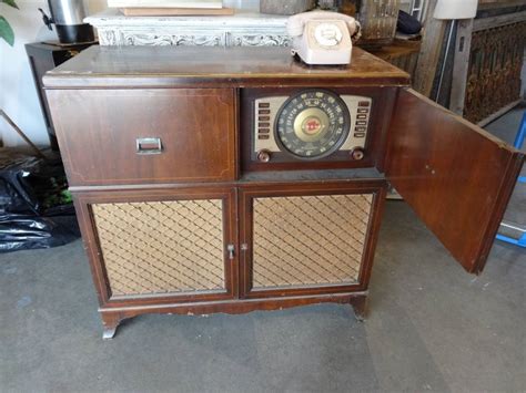 Vintage Crosley Radio And Record Player Sarasota Architectural Salvage