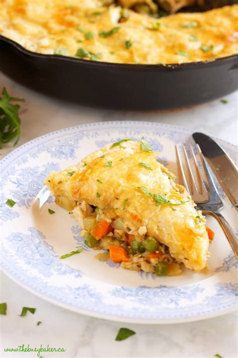 Quick and easy pot pie baked in a 9 x 13 baking pan. Easy Skillet Chicken Pot Pie (One Pan) - The Busy Baker