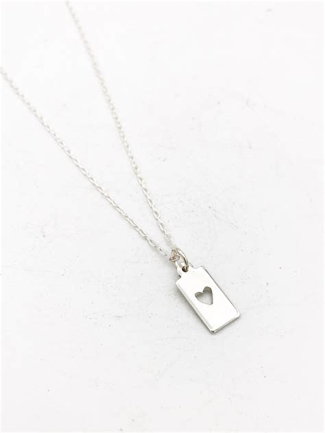 tag-necklace
