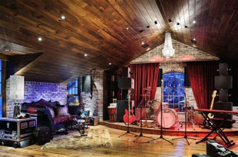 Garage Man Cave Music Studio