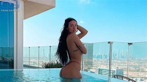 Paulina Ljubas photos nues de onlyfans leaks et playboy Vidéo de scène