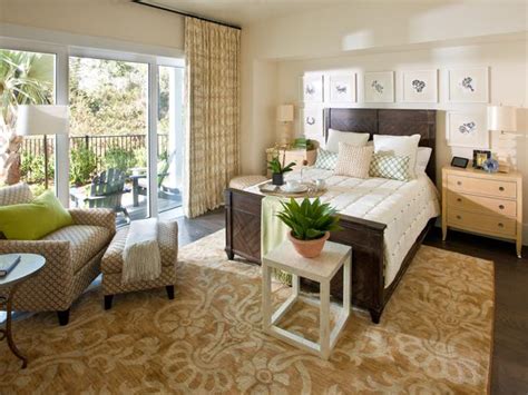 My master bedroom decorating on a budget youtube. Come Tour The 2013 HGTV Smart Home With Me! - Addicted 2 ...