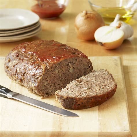 In a large bowl, combine meat, eggs, seasonings and remaining ingredients except ketchup and bacon, adding breadcrumbs this meatloaf recipe is very good and only takes about half an hour to prepare! How Long To Cook Meatloaf At 325 Degrees