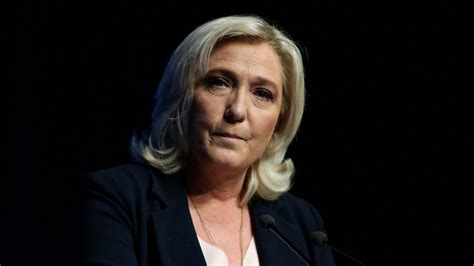 Le Pen Romprait Avec L Allemagne En Tant Que Pr Sident De La France