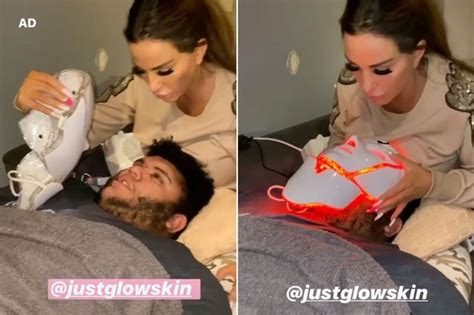 Katie Price Slammed For Letting Bunnys Toes Freeze In Sandals In December
