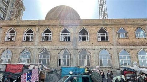 افغانستان صوبہ قندوز کی مسجد میں نماز جمعہ کے دوران دھماکہ، کم از کم 33 افراد ہلاک اور 43 زخمی