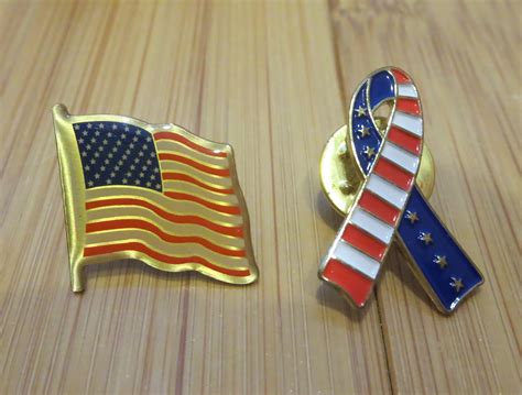 American Flag And Ribbon Lapel Pins Review