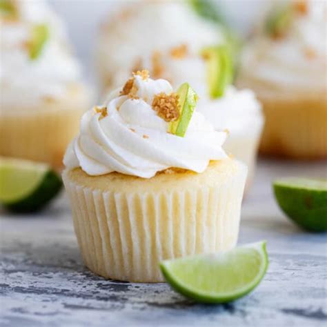 Key Lime Cupcakes With Key Lime Pie Filling Taste And Tell