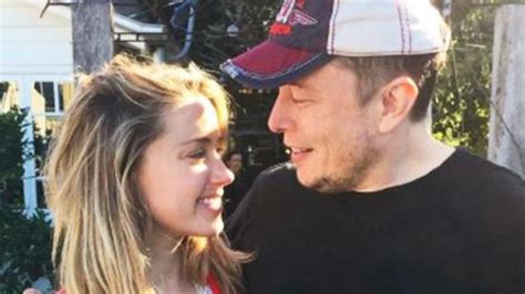 Amber Heard Elon Musk Break Up Couple Split Due To Distance The