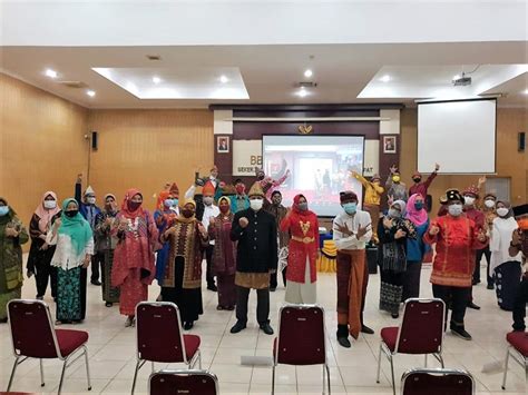 Keceriaan Peserta Upacara Balai Besar Wilayah Sungai Sumatera VIII