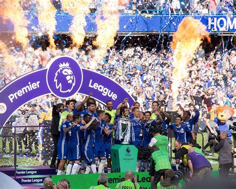 Photo by darren walsh/chelsea fc via getty images. Saison 2016-2017 du Chelsea FC — Wikipédia