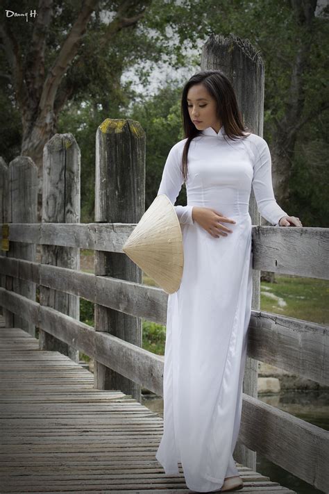 Ao Dai Trang Asian Dress Traditional Outfits Ao Dai Clubezeroseco