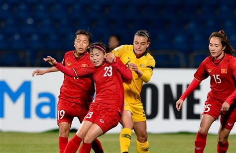 Xác định 2 cặp bán kết bóng đá nữ olympic: Đội tuyển bóng đá nữ quốc gia Việt Nam tập huấn tại Nhật Bản