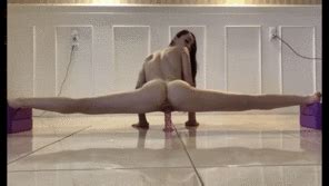Flexible Gal Porn Pic