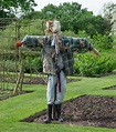 How to Make a Scarecrow for Your Garden - Pioneer Thinking