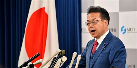 Japan Ratchets Up Trade Dispute With South Korea Wsj