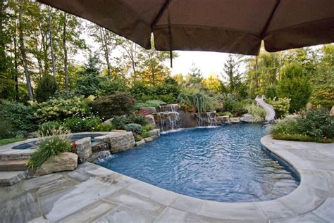 Backyard landscaping ideas with fencing : Pin by Southern Guide to Life on Swimming pools and spas ...