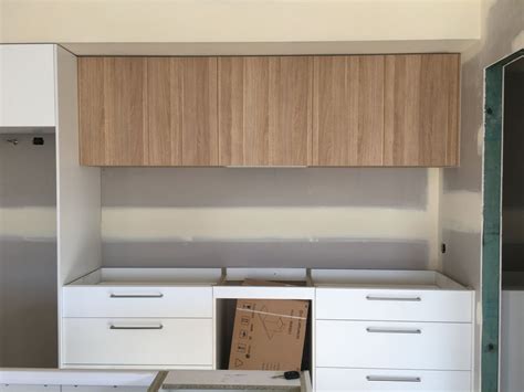 Modern Kitchen With Laminex Polar White Cabinets Polytec Natural Oak