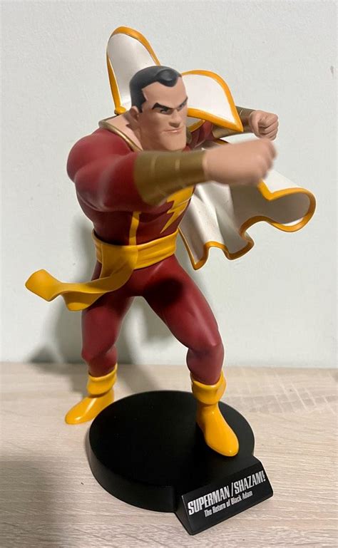Shazam Statue Dc Showcase Hobbies And Toys Toys And Games On Carousell