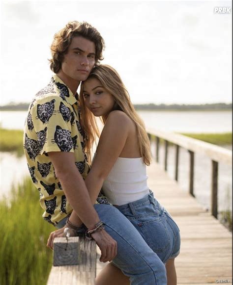 Chase Stokes Outer Banks Et Madelyn Cline En Couple Ils