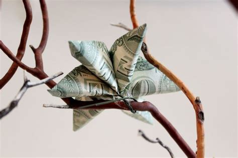 How To Make A Money Tree Money Trees Money Necklace Money Origami