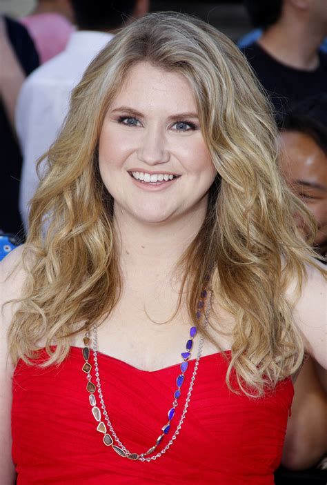 who is jillian bell here are facts you need to know about the riset