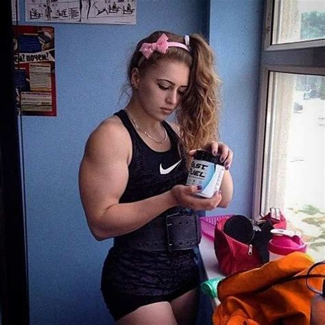 Julia Vins The Girl With A Face Like Doll And A Body Of The Hulk Page 27 Of 50 Quick Viral