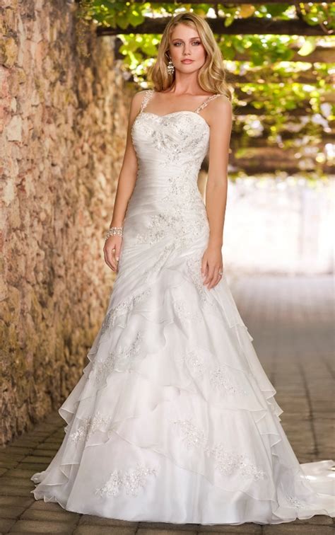 Glamorous And Gorgeous Outdoor Wedding Dresses Ohh My My