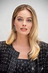Margot Robbie – “Bombshell” Press Conference Photoshoot (more photos ...