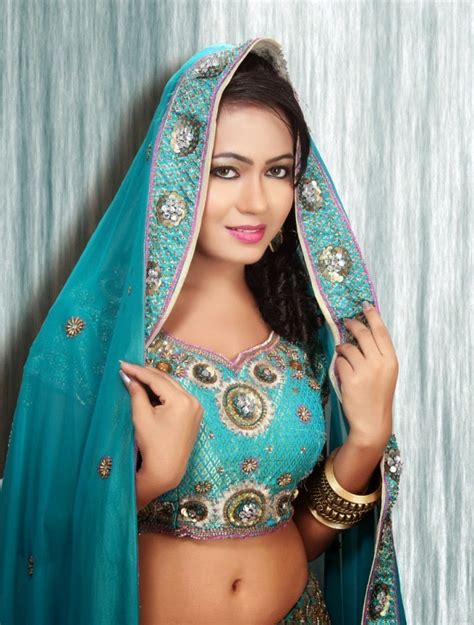 Sizzling Southern Stars Rajasthani Sexy Marvadi Hot Aunty Pameela Mehta Saree Removing