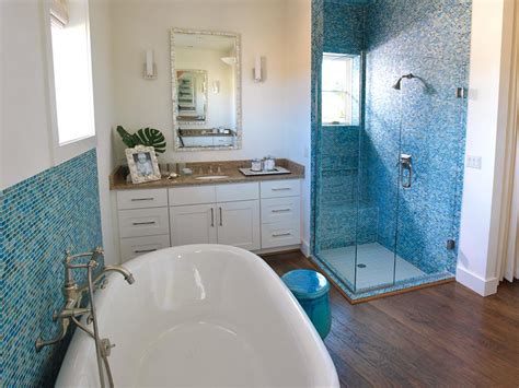 Get bathroom ideas with designer pictures at hgtv for decorating with bathroom vanities, tile, cabinets, bathtubs, sinks, showers and more. Best of Designers' Portfolio: Bathrooms | Bathroom Ideas ...