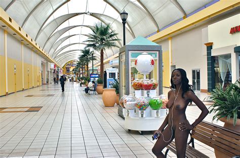 Naked In The Mall Porn Pic Eporner