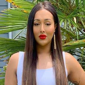The latest tweets from kris fox (@itskrisfox). Kris Fox Birthday, Real Name, Age, Weight, Height, Family ...