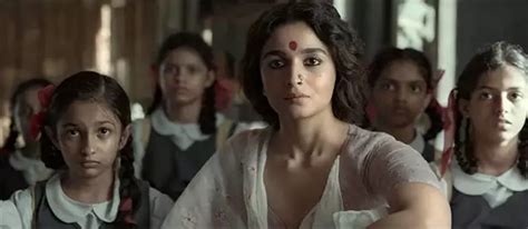 Check These 20 Stills From The Alia Bhatt Starrer Gangubai Kathiawadi As The Film Completes One