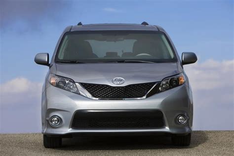 We have 82 2014 toyota sienna description: Toyota Sienna Xle 2014 - reviews, prices, ratings with ...