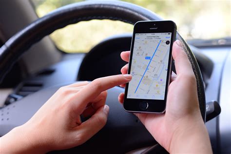 5 Driving Navigation Apps That Help You Avoid Travel Delays Auto Body Shop Blog