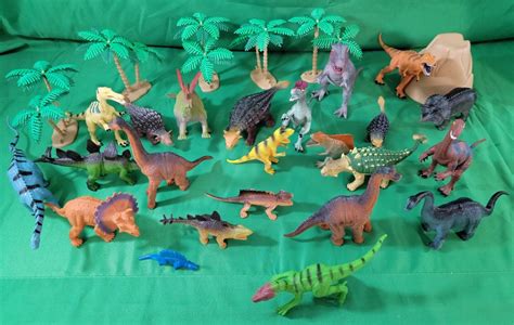 Animal Planet Dino Collection Toys R Us Dinosaur Figure Play Set Toy 30
