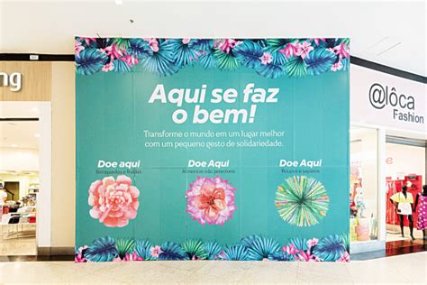 Impressão de Adesivo Personalizado para Eventos Cipriani Comunicação