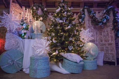 Corporate Christmas Party Themes And Ideas Christmas Party Venue Decoration