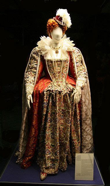 Costume Of Elizabeth I Elizabethan Costume Elizabethan Fashion