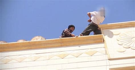 Gruesome Isis Video Shows Two Men Being Thrown Off Roof Then Stoned To