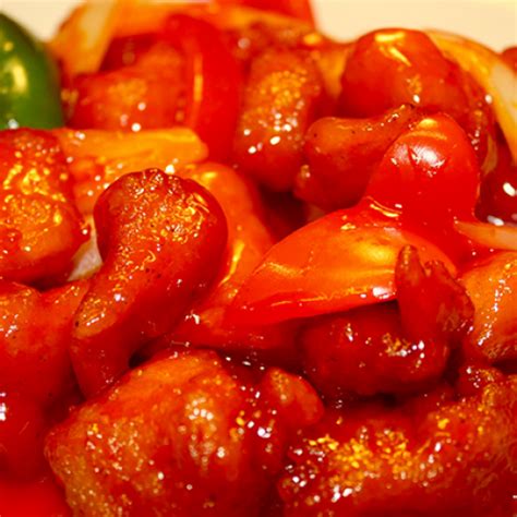 Succulent pork pieces with pineapple, peppers and beautiful sweet and sour sauce, all cooked in your own kitchen! Sweet And Sour Cantonese Style : Authentic Cantonese Sweet ...
