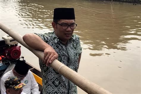 Dikunjungi Ridwan Kamil Nelayan Keluhkan Limbah Republika Online