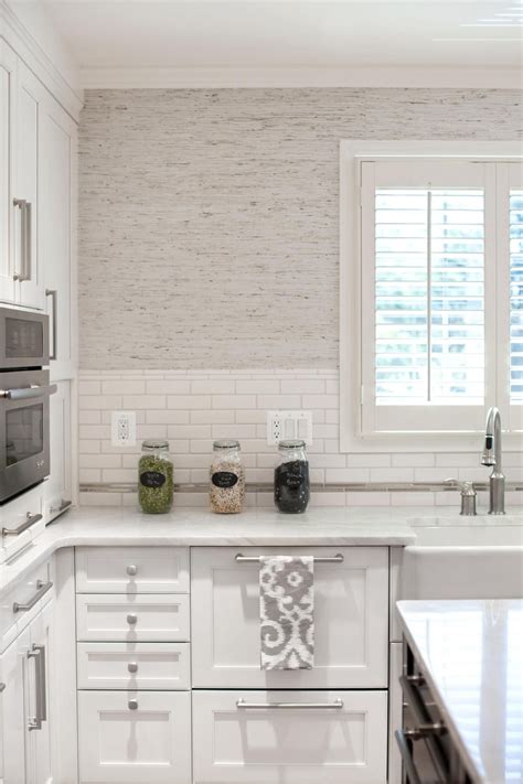 Wallpaper Adds Texture Pattern To Kitchen Modern Kitchen Wallpaper