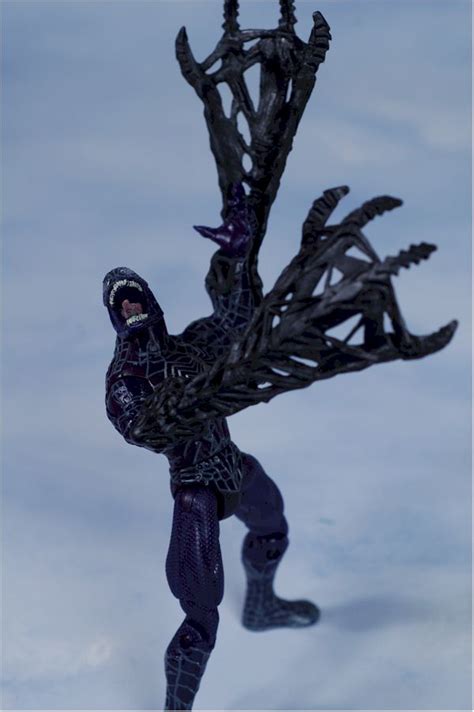 Spider Man 3 Super Articulated Spider Man And Venom Action Figures