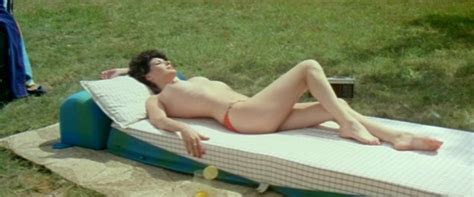 Nude Video Celebs Edwige Fenech Nude Il Vizio Di Famiglia 1975